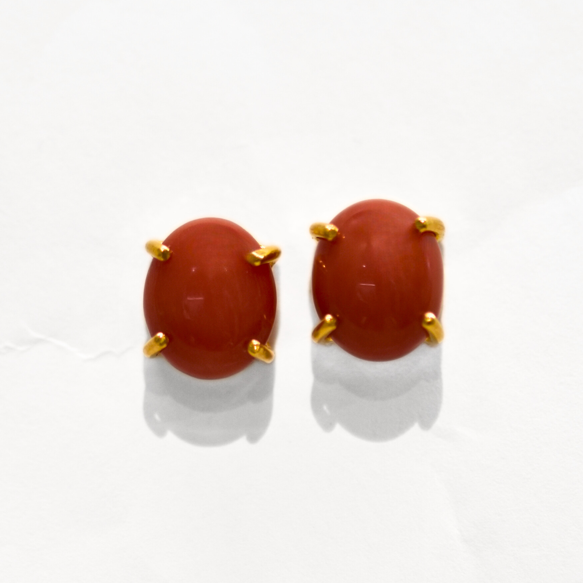 Picture of Natural Coral Studs